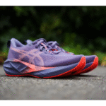 ASICS Novablast 5 GREYISH PURPLE / CORAL REEF