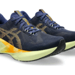 ASICS Novablast 5 INDIGO BLUE / AMBER