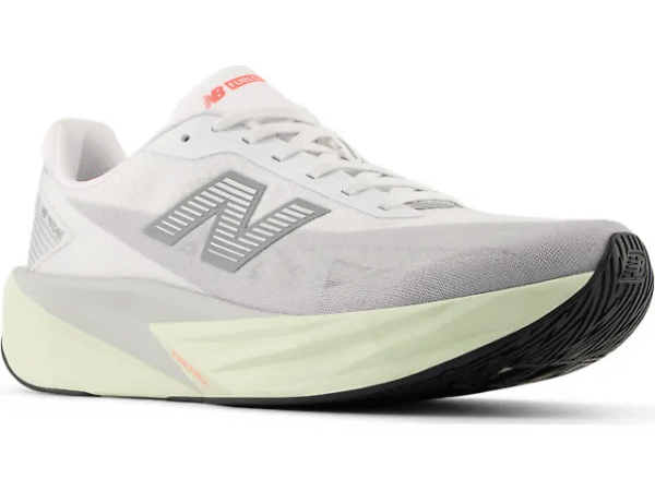 New Balance FuelCell Rebel v5 RAINCLOUD / WHITE / MINERAL